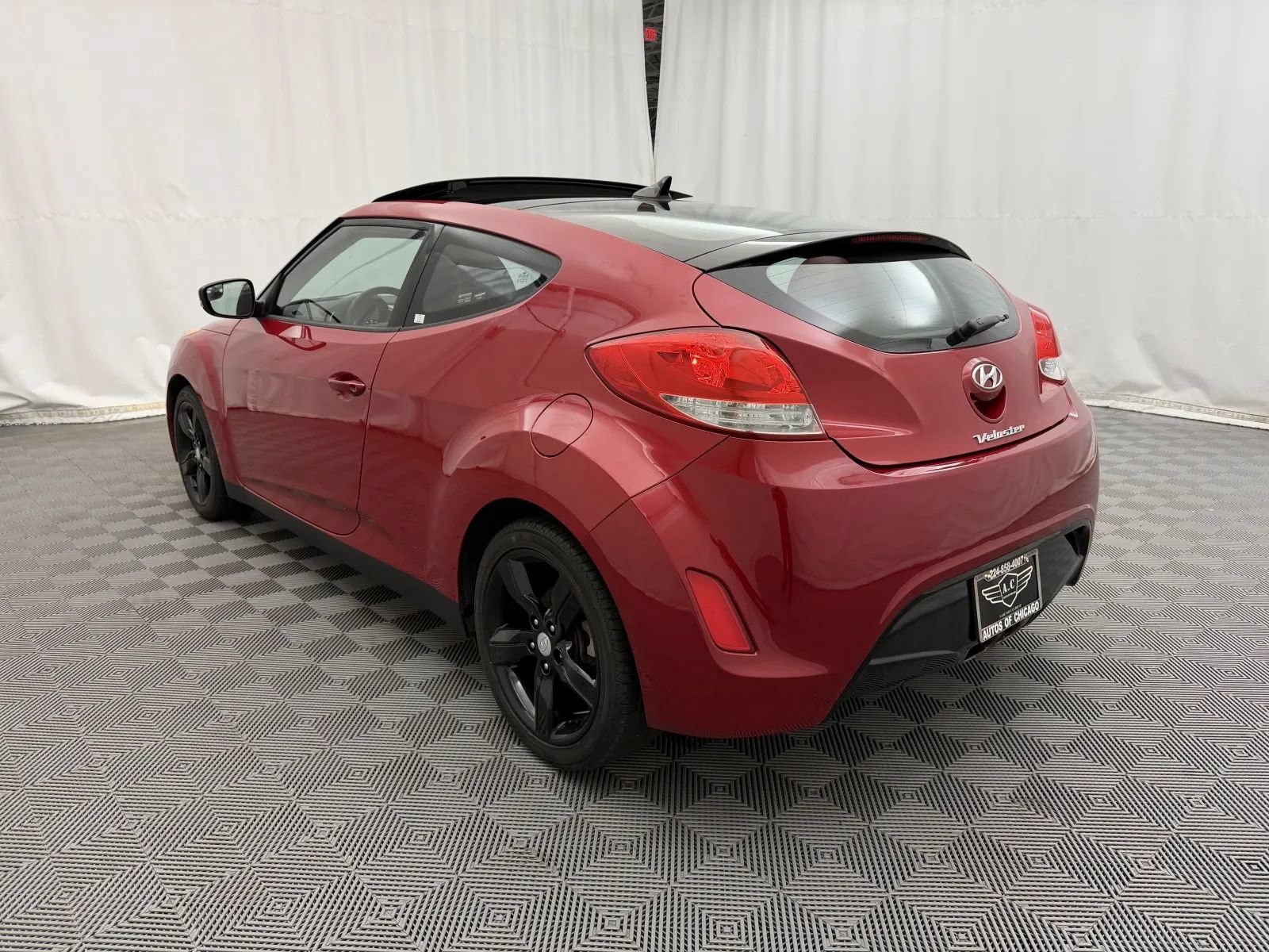 Used 2014 Hyundai Veloster w/ Style Package 02 FWD image 7