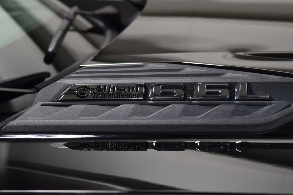 Used 2024 Chevrolet Silverado 2500 LTZ w/ LTZ Plus Package image 17