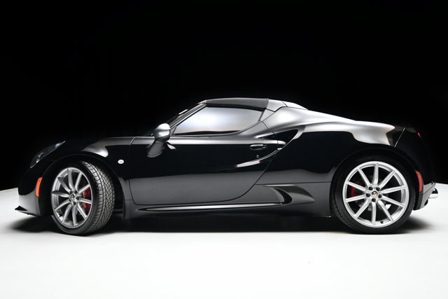 Used 2016 Alfa Romeo 4C Spider RWD image 29