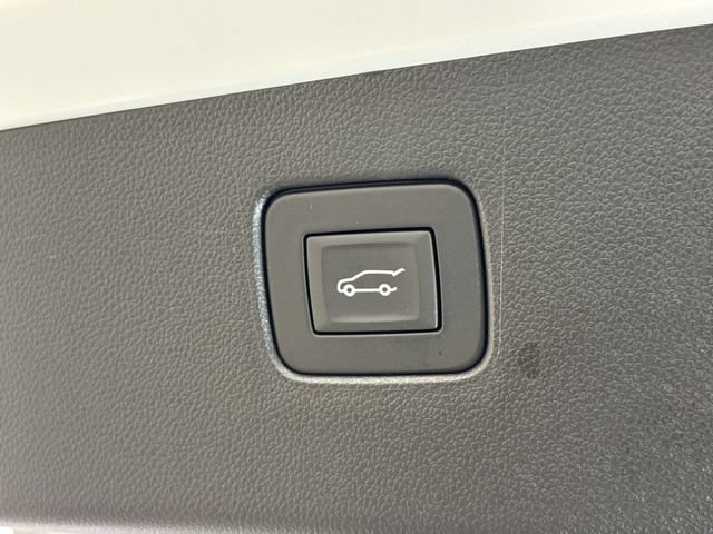 Certified 2025 Buick Envista Avenir FWD image 25