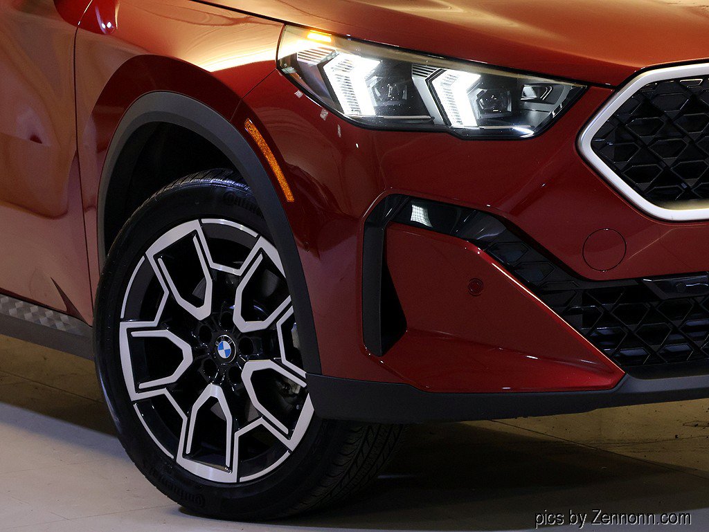 Certified 2026 BMW X2 xDrive28i AWD/4WD image 3