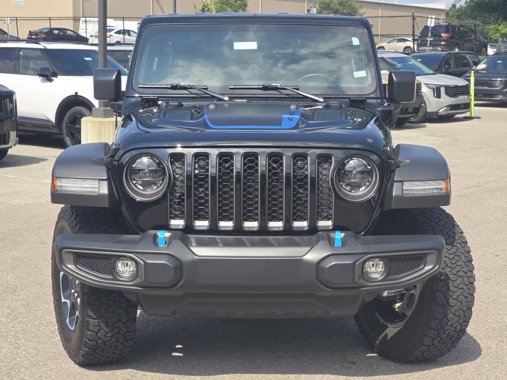 Used 2023 Jeep Wrangler Unlimited Rubicon 4xe w/ Cold Weather Group AWD/4WD image 11