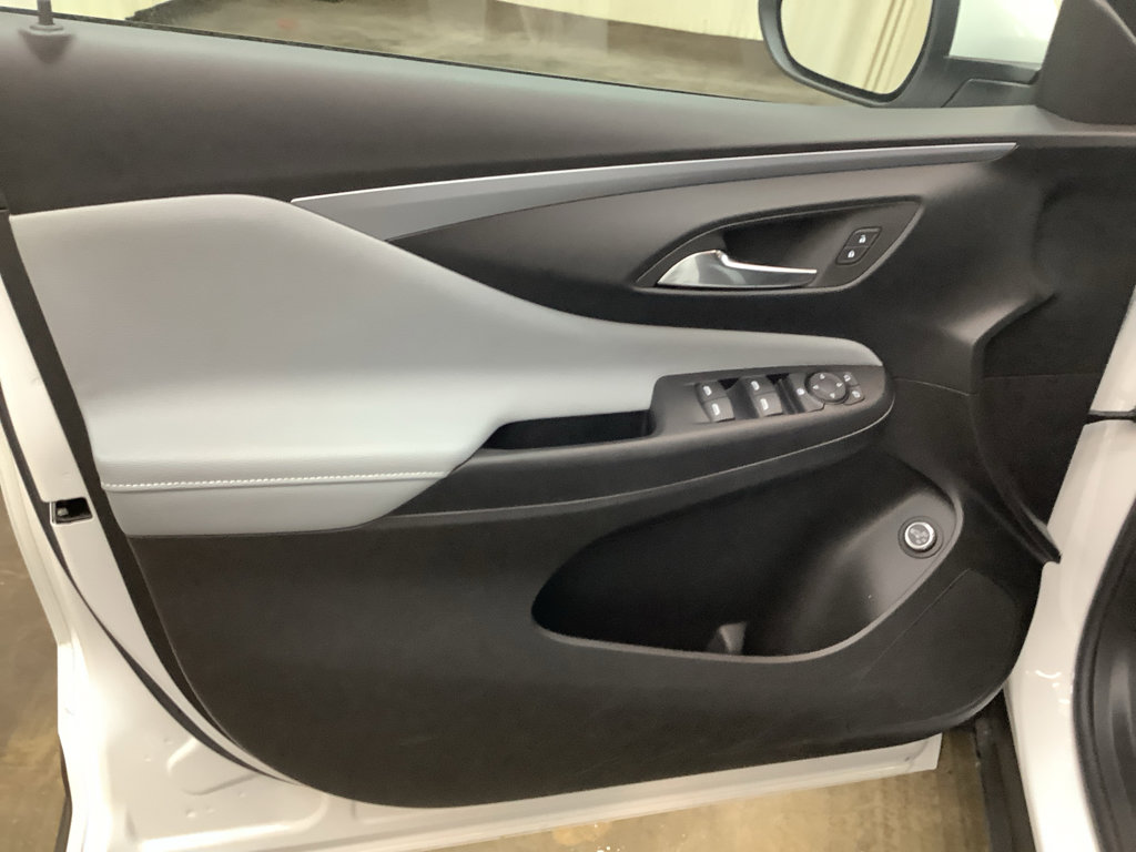 Used 2024 Buick Envista Preferred w/ Convenience I Package image 12