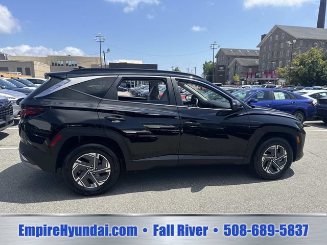 Used 2025 Hyundai Tucson Blue AWD/4WD image 3