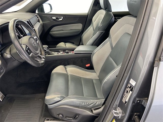 Used 2020 Volvo XC60 T5 R-Design image 20