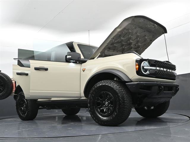 Used 2025 Ford Bronco Badlands AWD/4WD image 42
