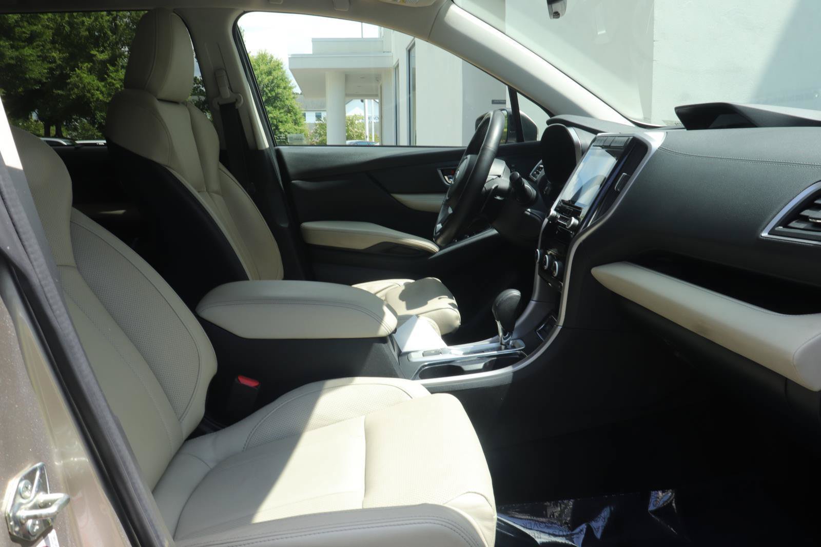 Used 2019 Subaru Ascent Limited w/ Popular Package #3 AWD/4WD image 19