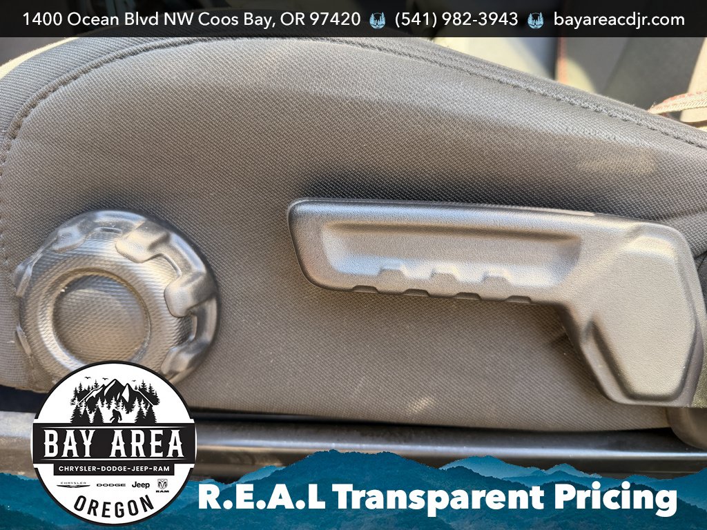 Used 2021 Jeep Wrangler Rubicon w/ Cold Weather Group AWD/4WD image 13