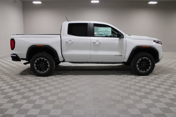 New 2026 GMC Canyon AT4 w/ Technology Plus Package AWD/4WD image 13