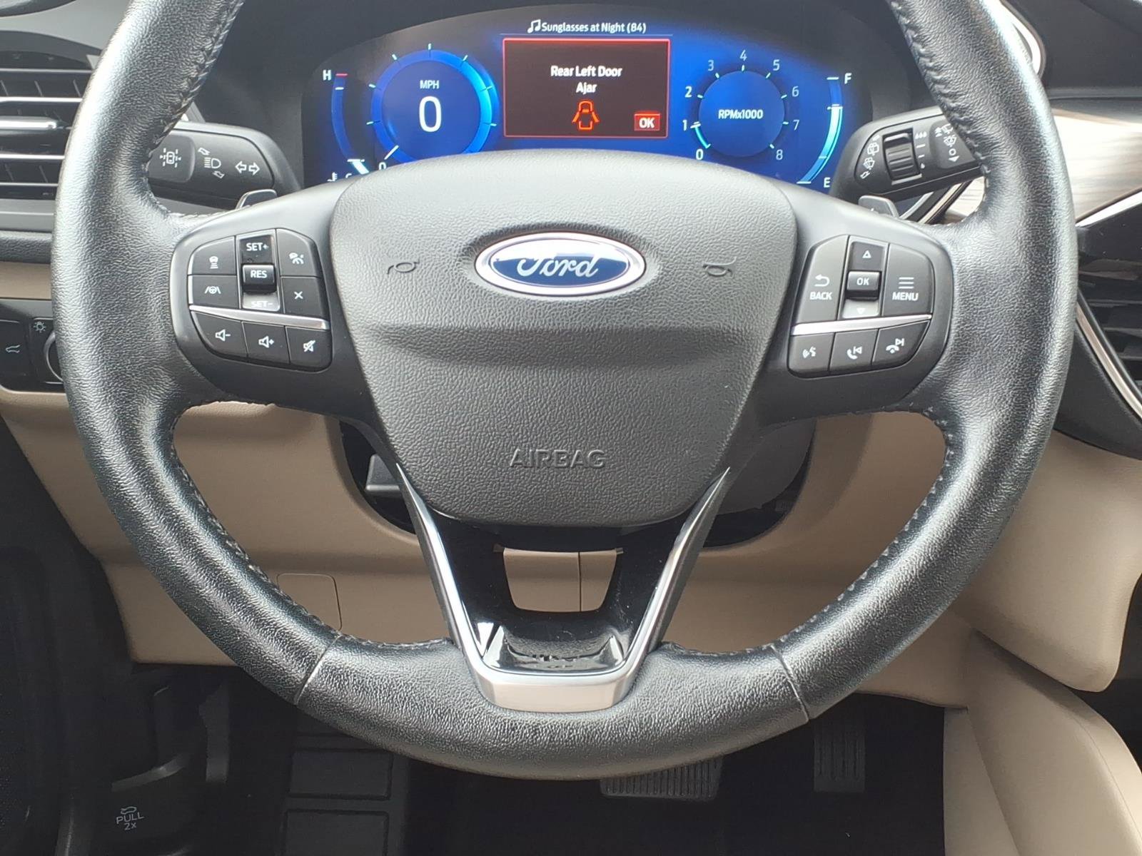 Used 2020 Ford Escape Titanium AWD/4WD image 14