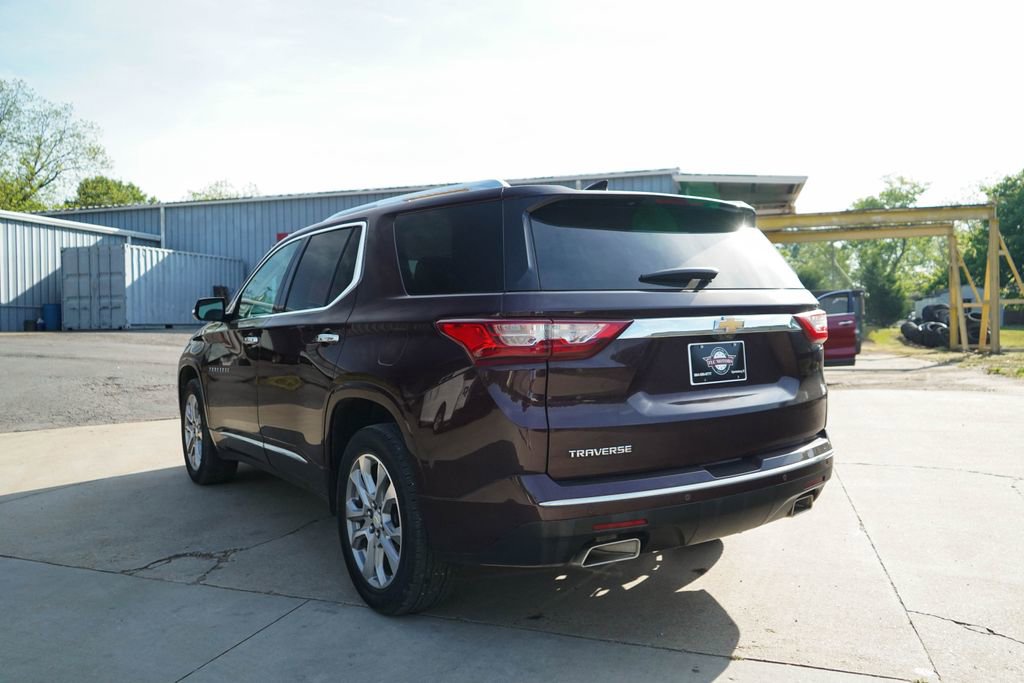 Used 2019 Chevrolet Traverse Premier w/ Driver Confidence II Package image 4