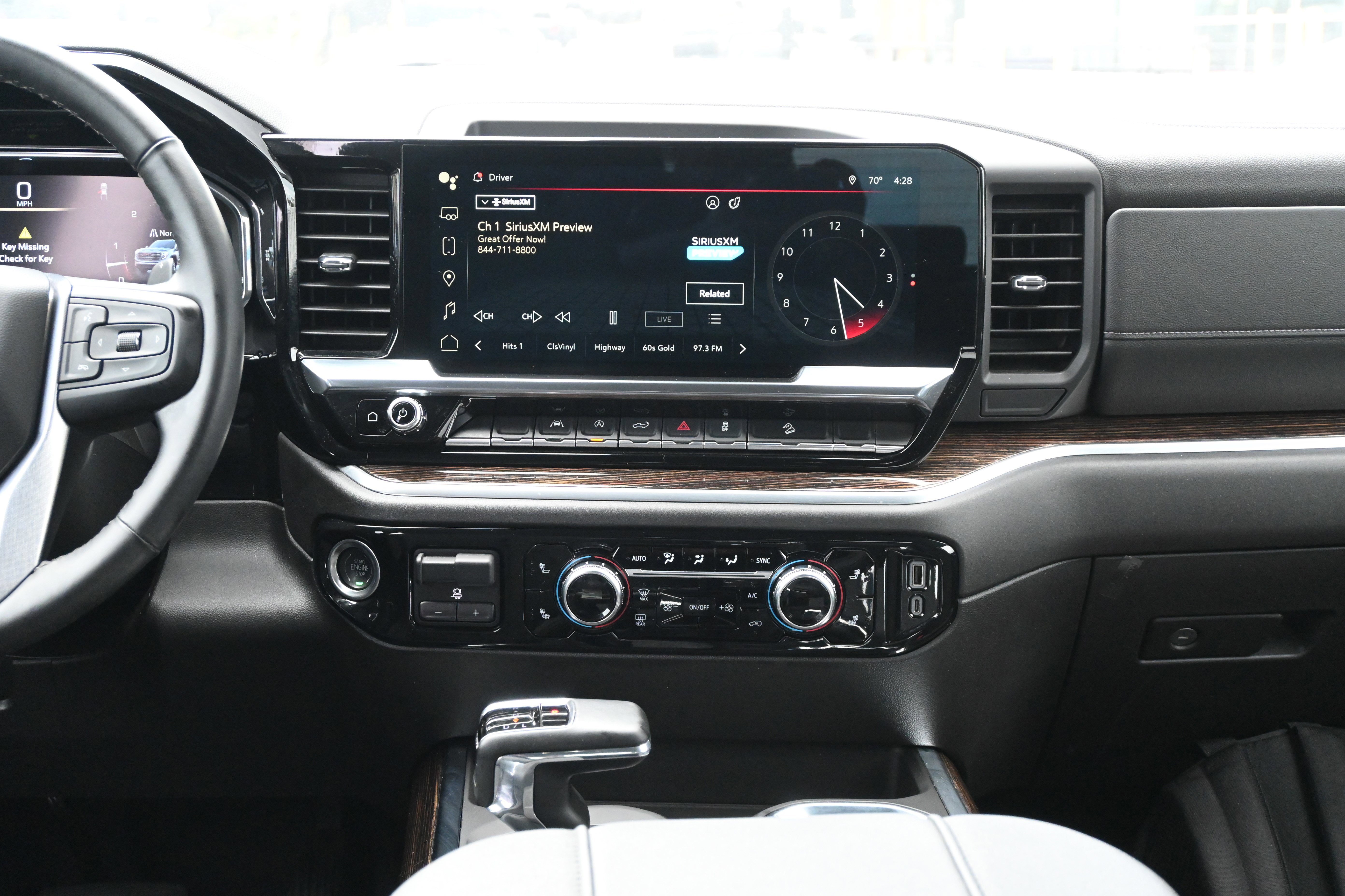 Used 2025 GMC Sierra 1500 Elevation image 30