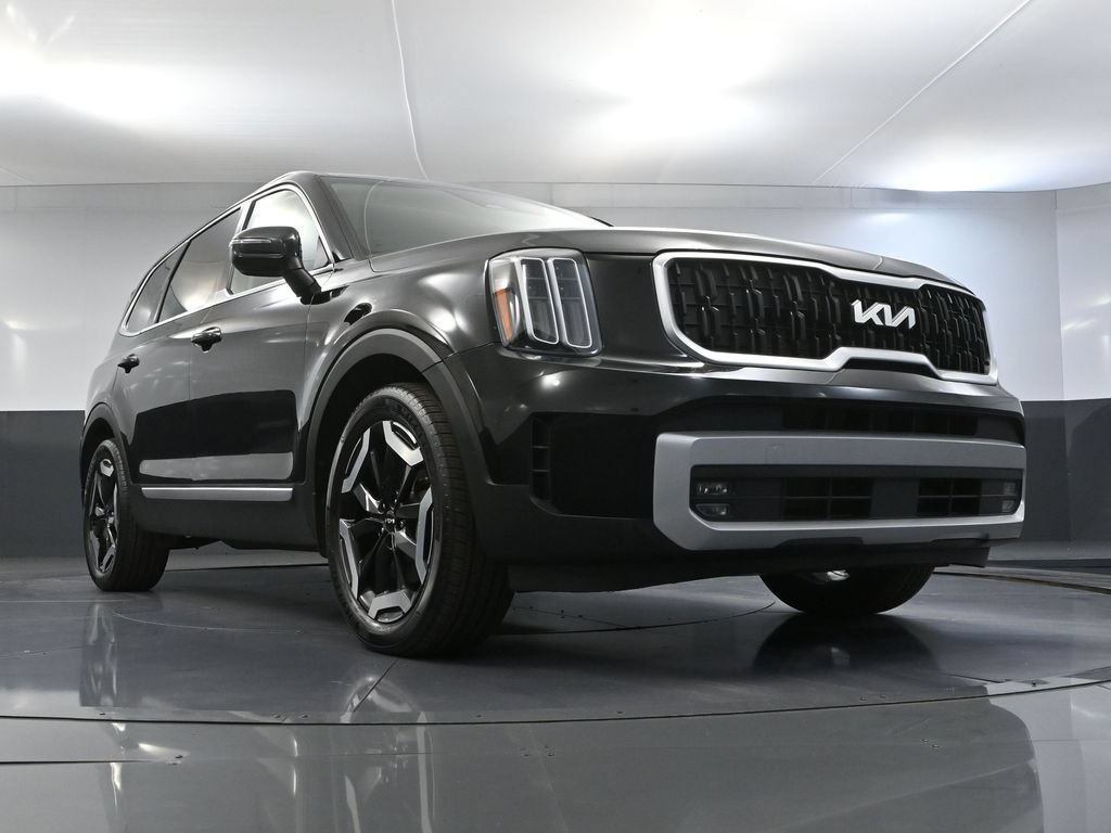 Used 2023 Kia Telluride EX X-Line AWD/4WD image 57
