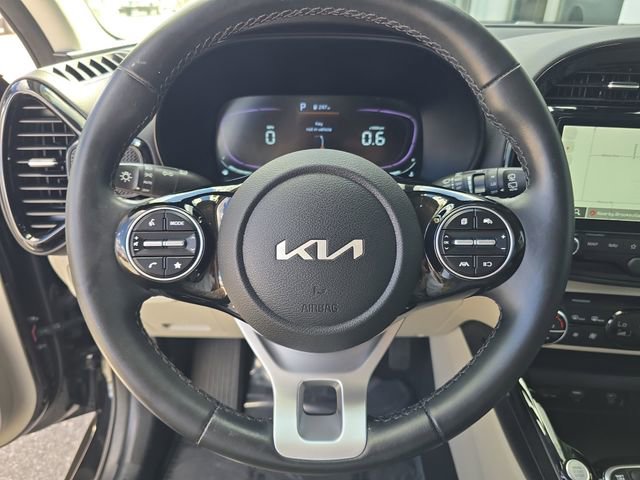 Used 2024 Kia Soul EX image 27