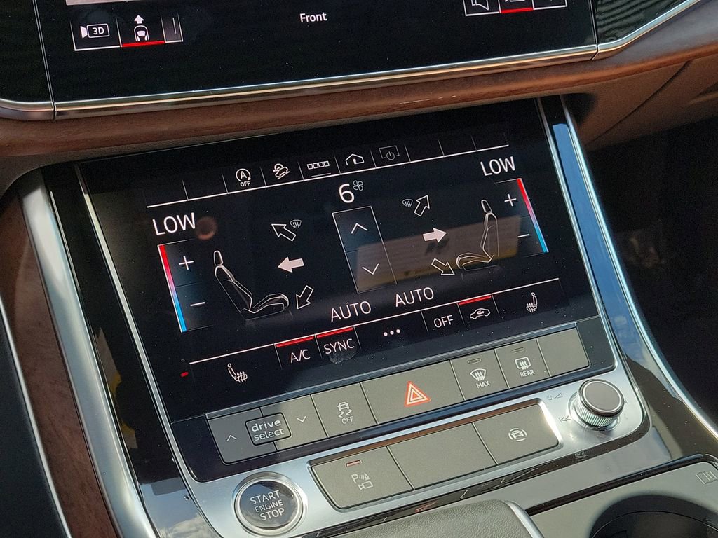 Used 2024 Audi Q8 Premium image 31