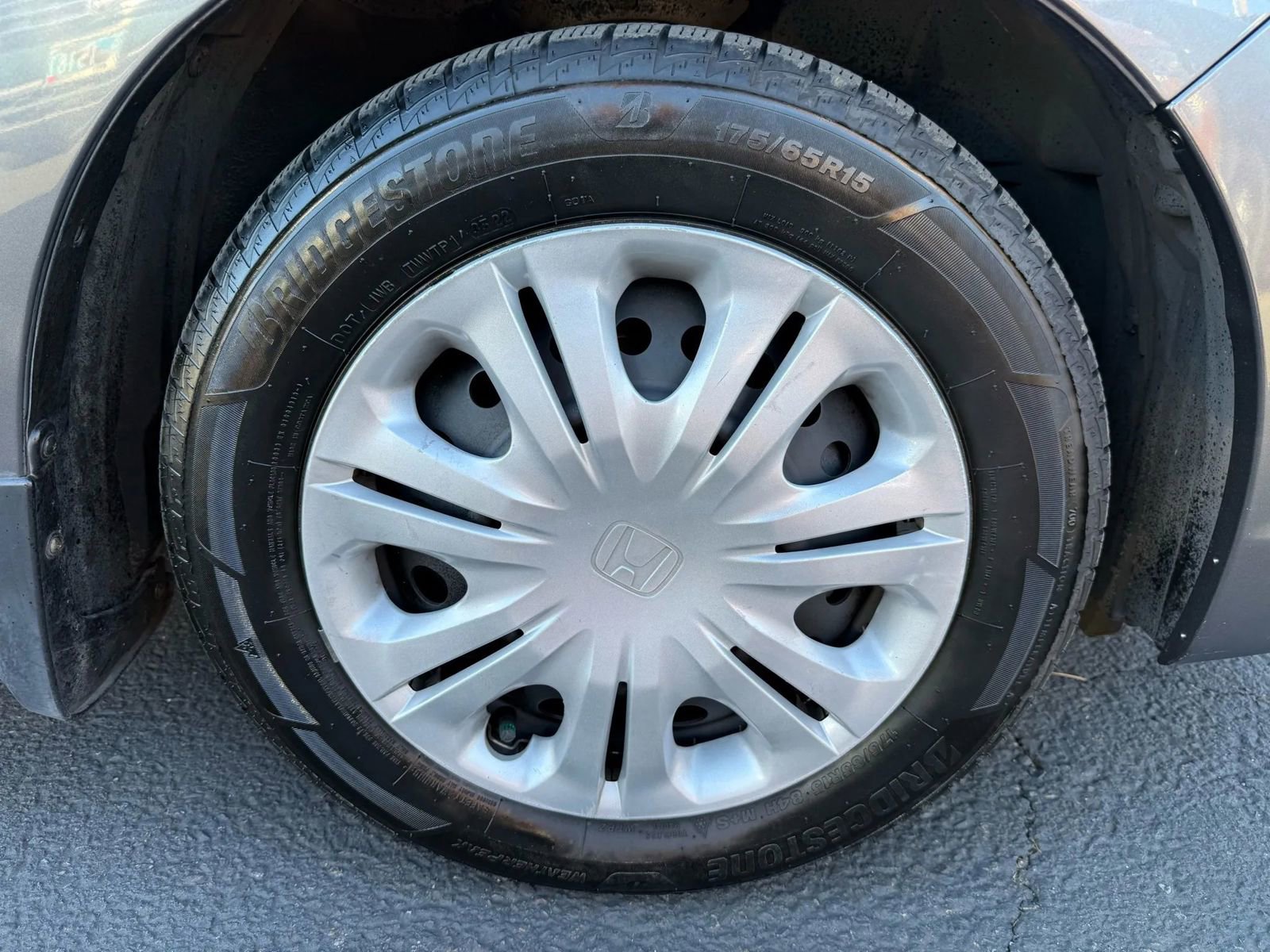 Used 2010 Honda Insight LX image 24