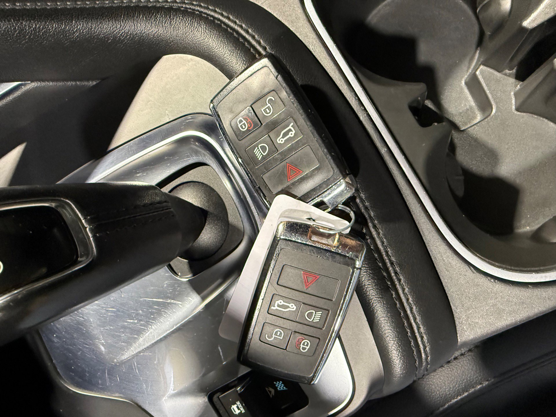 Used 2018 Jaguar E-PACE S image 47