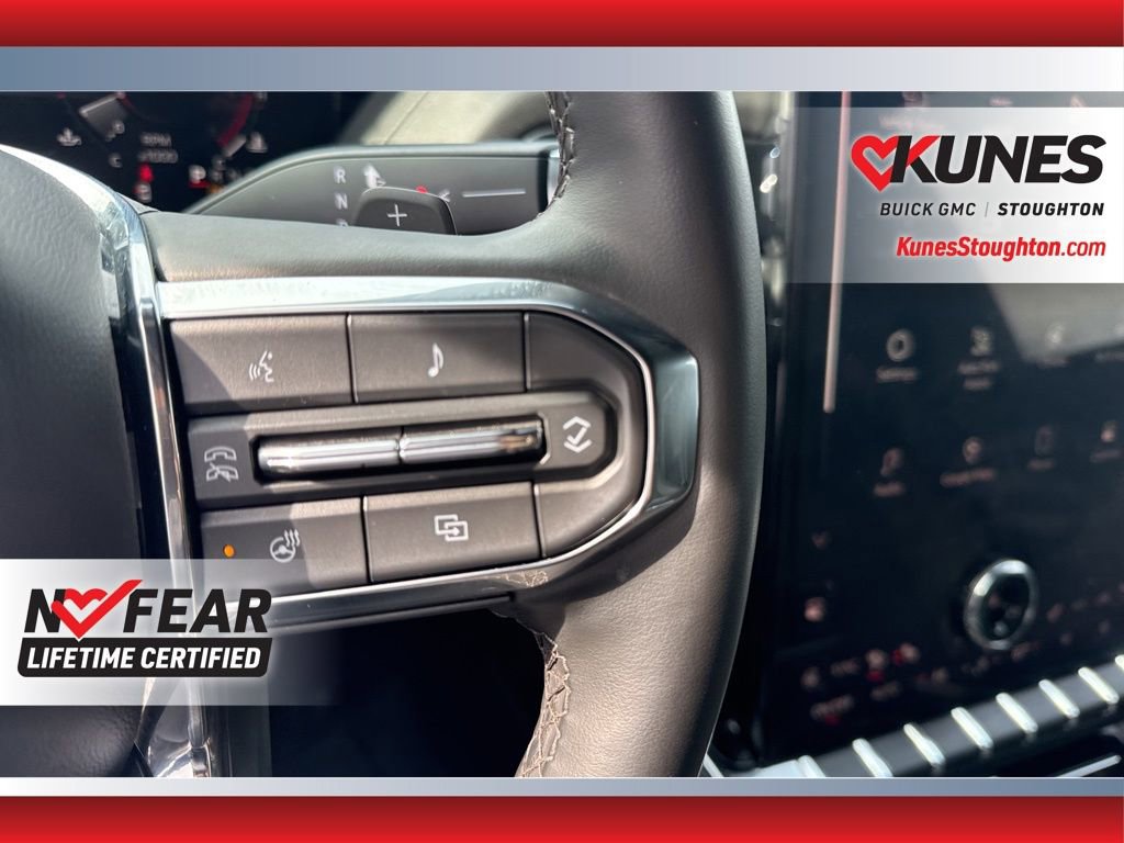 Used 2025 GMC Yukon Denali AWD/4WD image 34