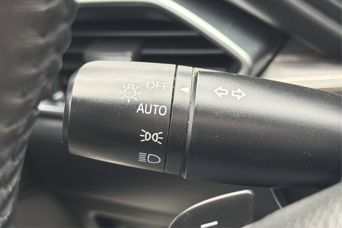 Used 2023 MAZDA CX-5 AWD 2.5 S w/ Premium Package image 18