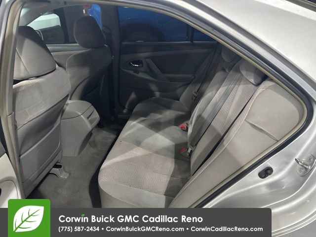 Used 2011 Toyota Camry LE FWD image 15