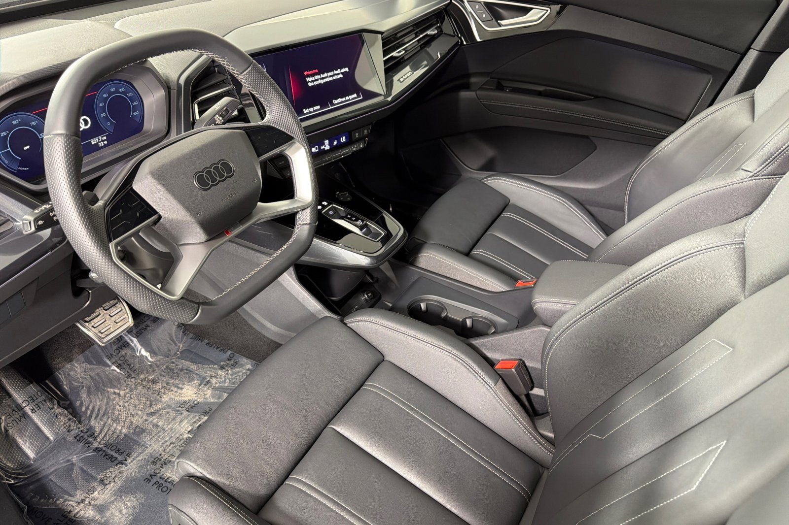 Used 2025 Audi Q4 e-tron Premium w/ Convenience Package image 9