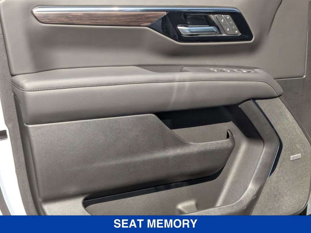 New 2026 Chevrolet Tahoe Z71 w/ Comfort Package image 11