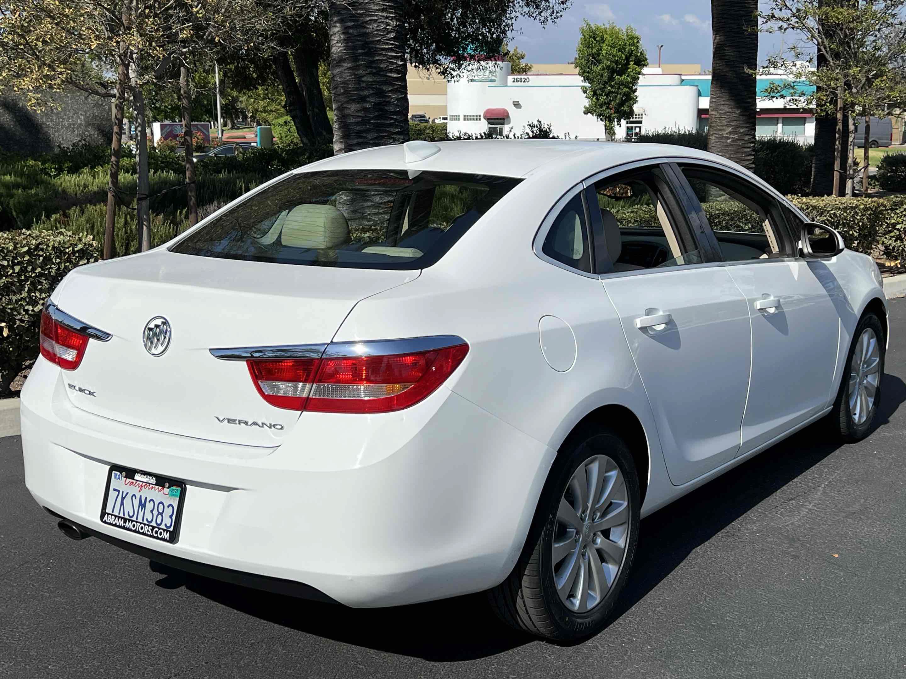 Used 2015 Buick Verano FWD image 11
