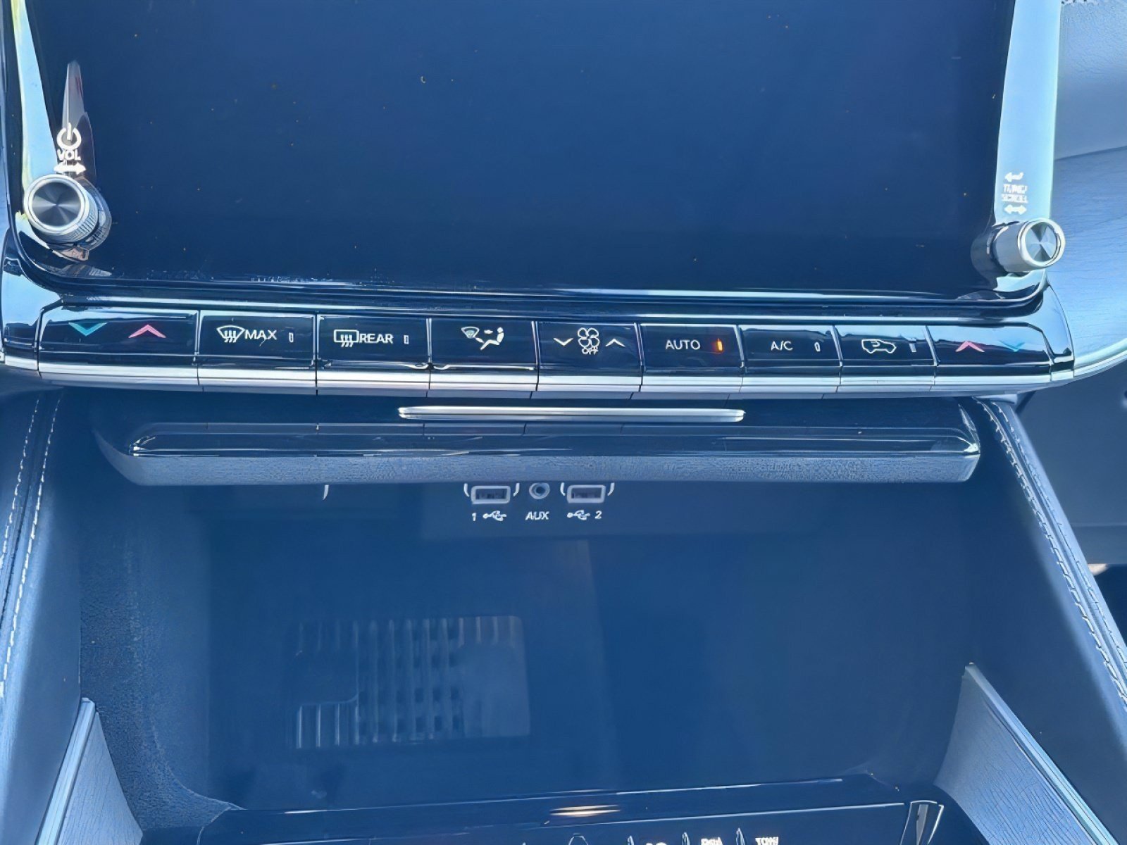 New 2026 Jeep Grand Wagoneer Limited AWD/4WD image 15