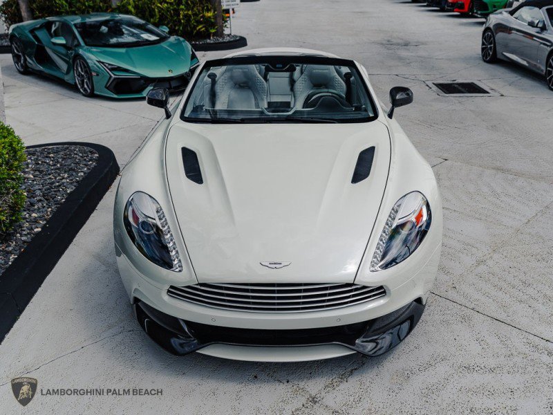 Used 2014 Aston Martin Vanquish Volante RWD image 11