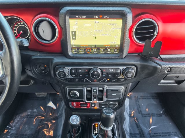 Used 2018 Jeep Wrangler Unlimited Rubicon AWD/4WD image 25