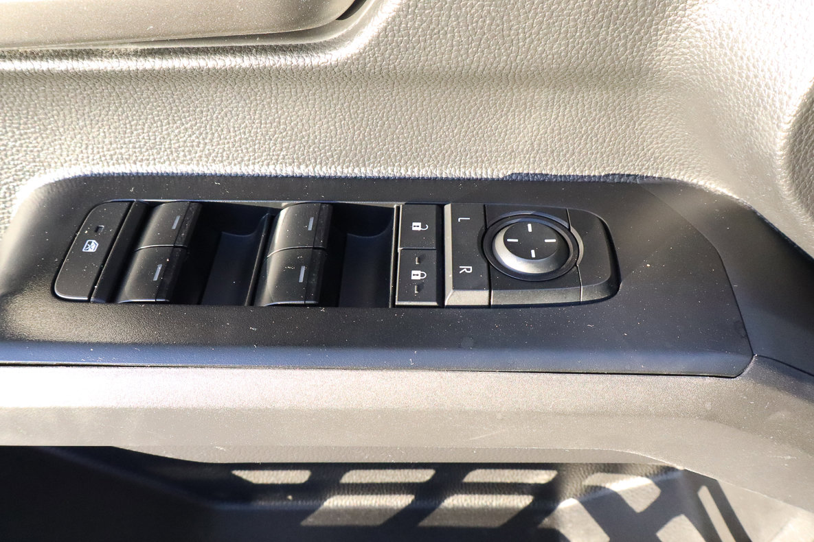 Used 2024 Toyota Tacoma TRD Off-Road image 17