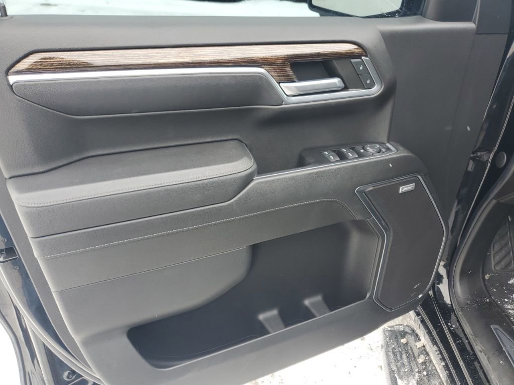 Used 2022 GMC Sierra 1500 Elevation w/ Elevation Premium Package image 8