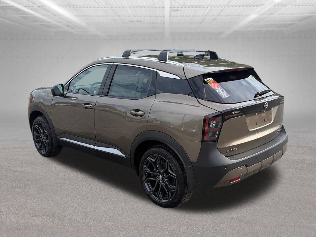 New 2026 Nissan Kicks SR w/ Cold Weather Package AWD/4WD image 4
