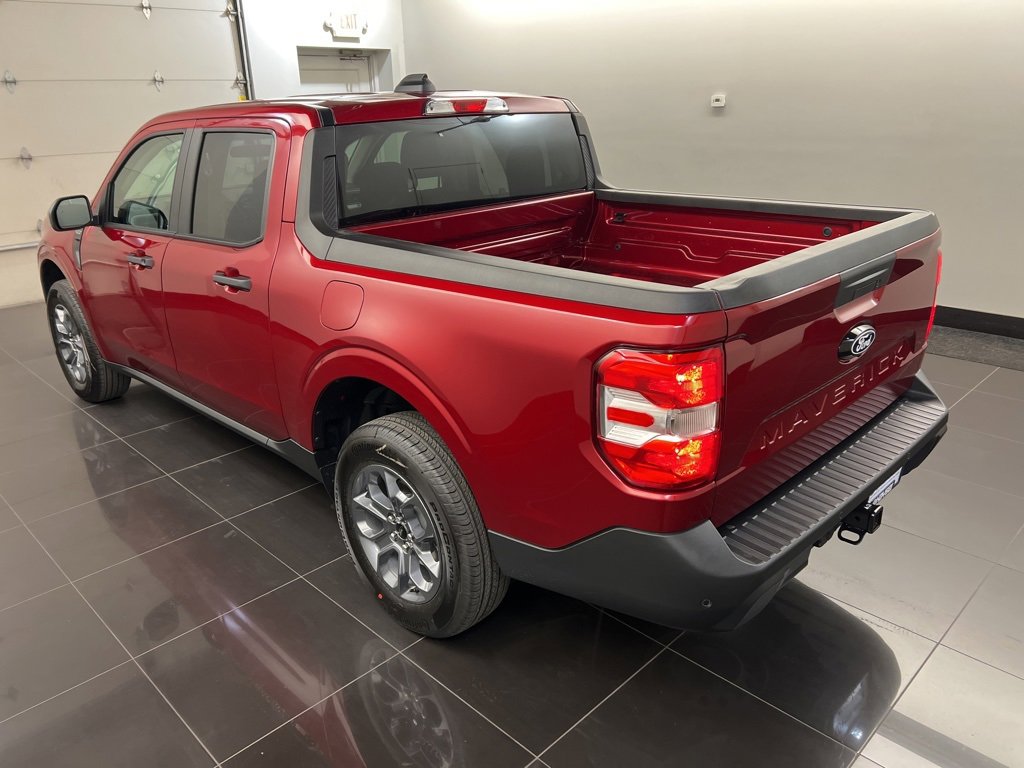 New 2025 Ford Maverick XLT w/ XLT Luxury Package image 4