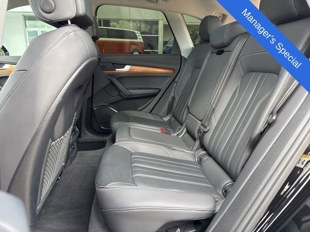 Used 2023 Audi Q5 2.0T Premium w/ Convenience Package AWD/4WD image 24