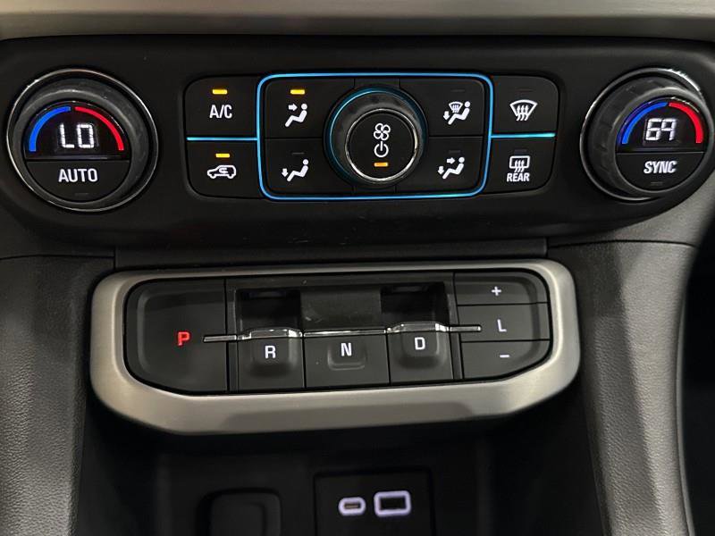 Used 2023 GMC Acadia SLE w/ Driver Convenience Package image 23