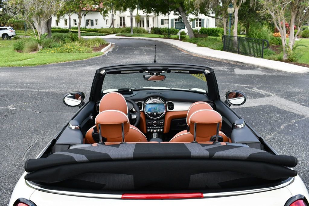Used 2023 MINI Cooper S image 60