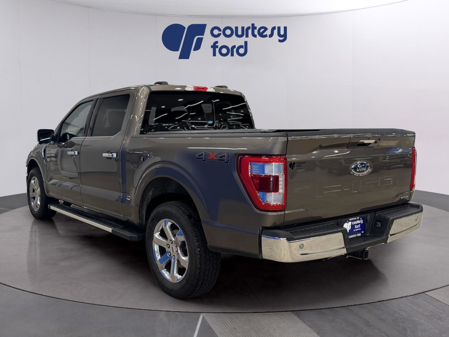 Certified 2023 Ford F150 Lariat w/ Trailer Tow Package AWD/4WD image 5
