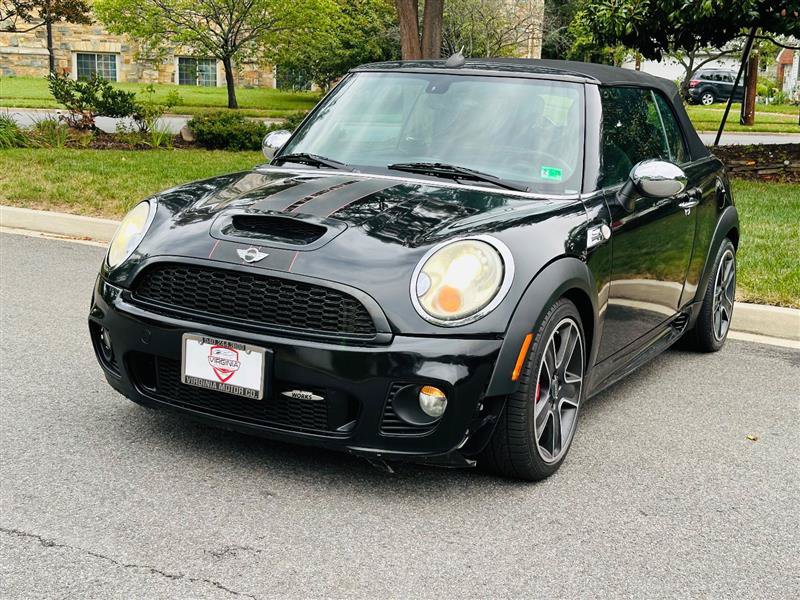 Used 2009 MINI Cooper John Cooper Works FWD image 3