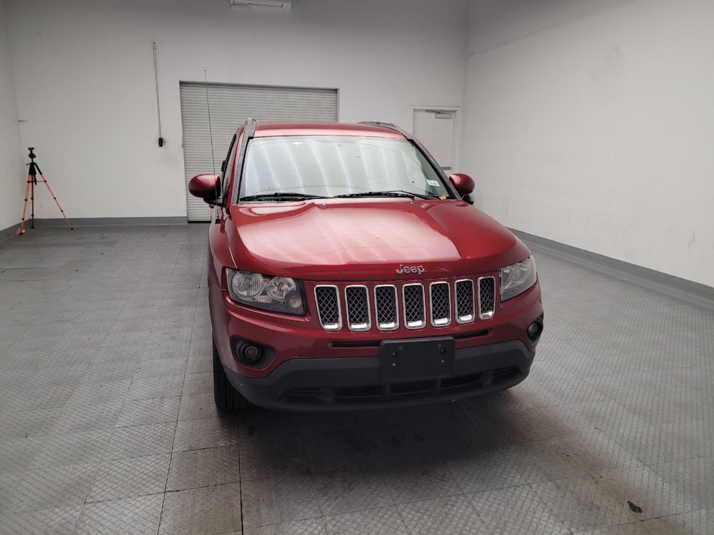 Used 2017 Jeep Compass Latitude AWD/4WD image 14