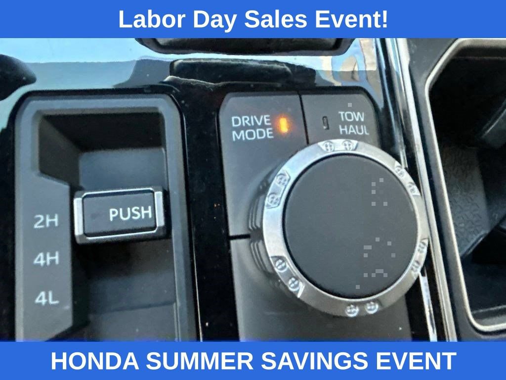 Used 2025 Toyota Tundra Limited AWD/4WD image 26