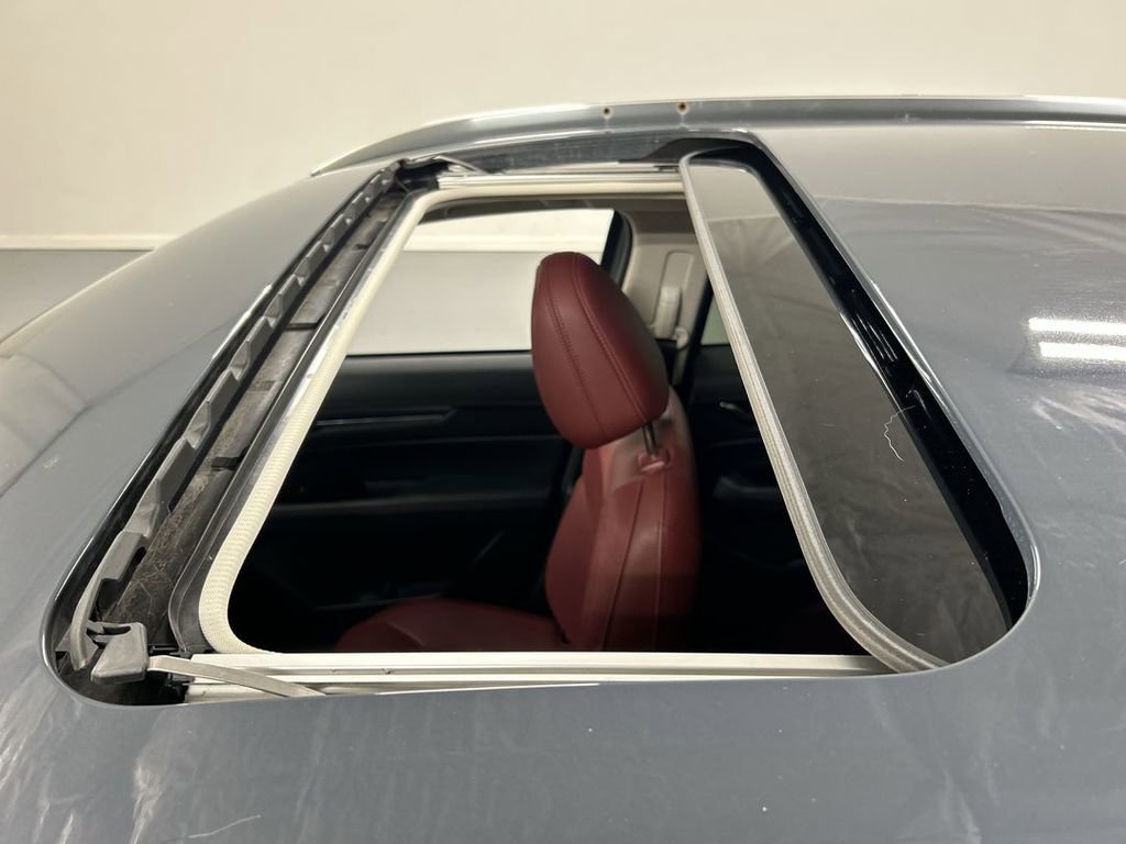 Certified 2023 MAZDA CX-5 Carbon Edition image 19
