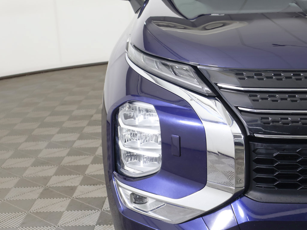 Used 2022 Mitsubishi Outlander SEL AWD/4WD image 14