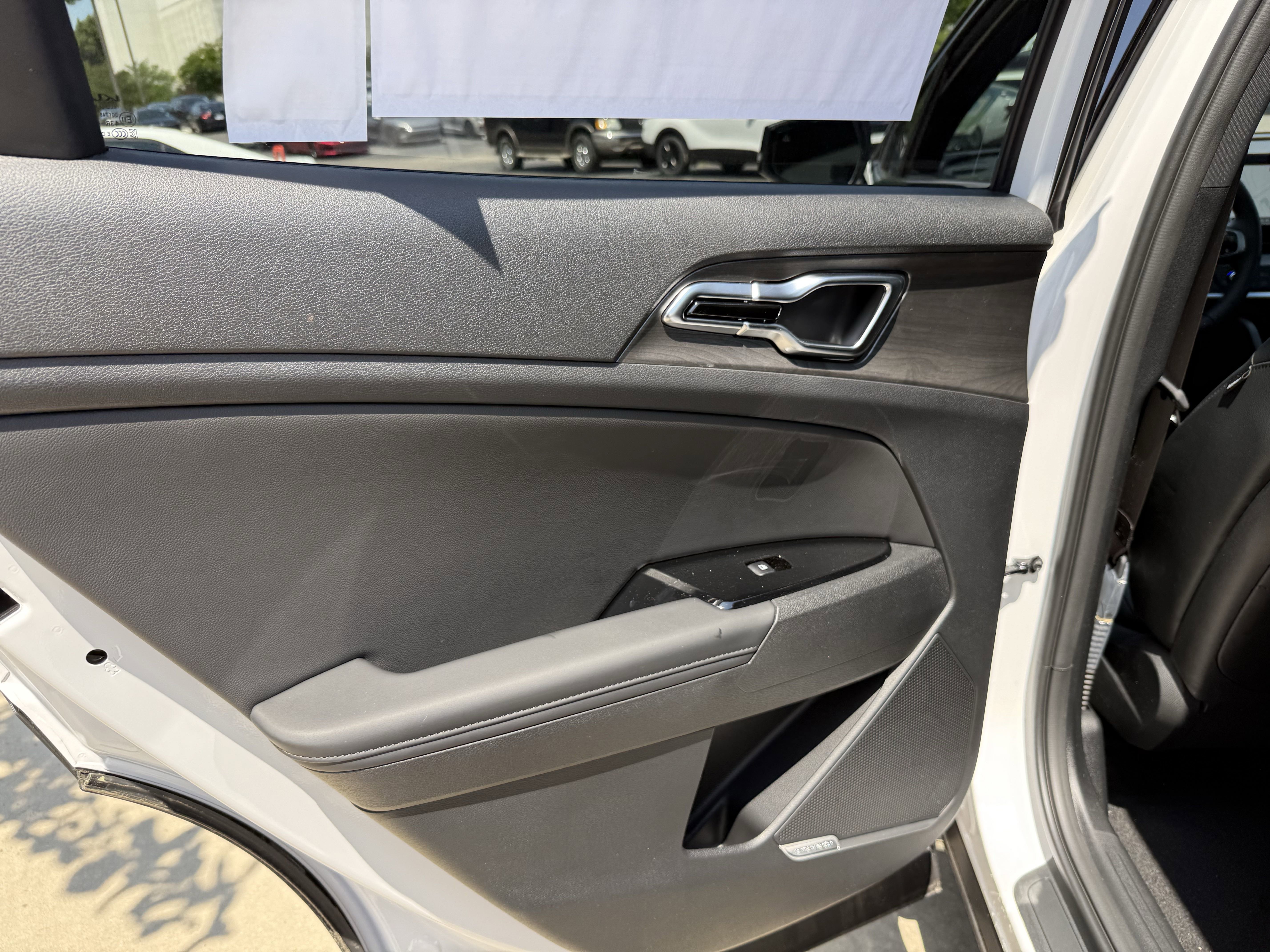 New 2025 Kia Sportage X-Pro image 25