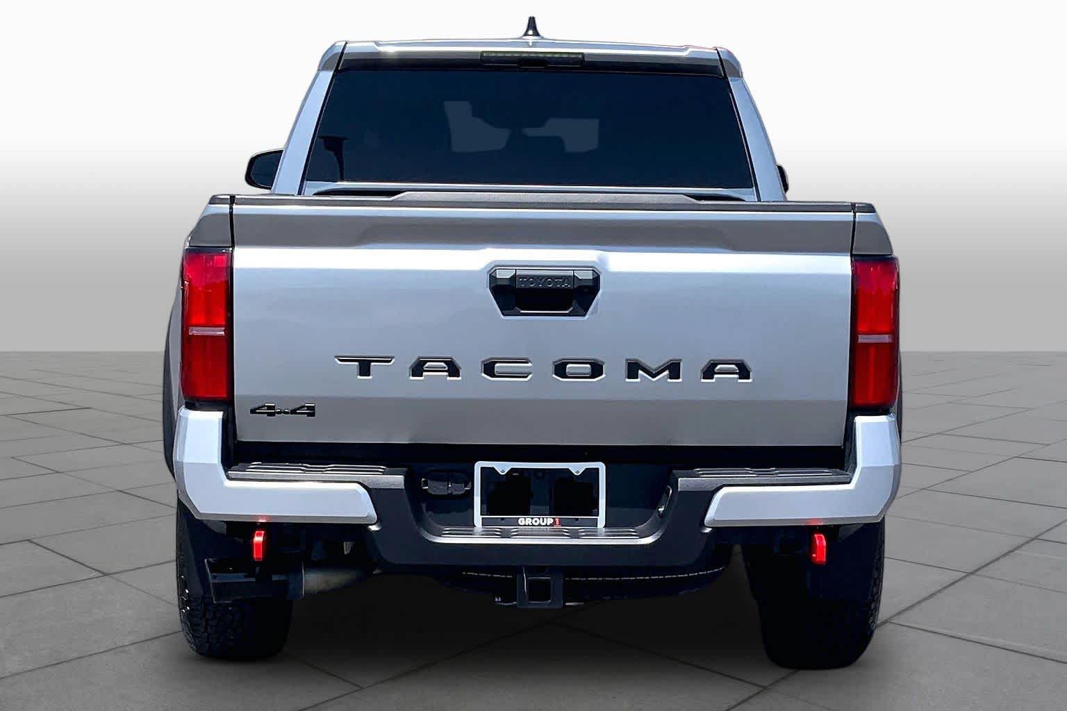Used 2024 Toyota Tacoma TRD Off-Road AWD/4WD image 5