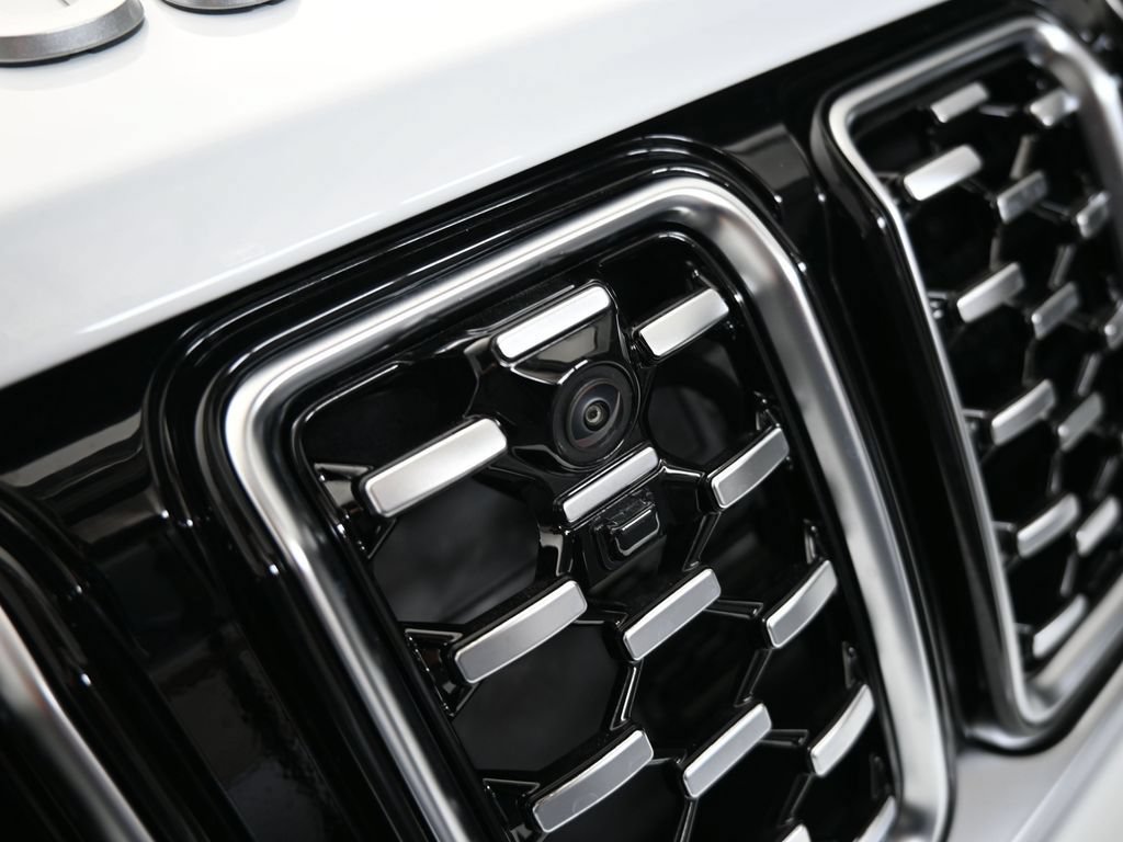 New 2025 Jeep Grand Cherokee L Summit AWD/4WD image 44