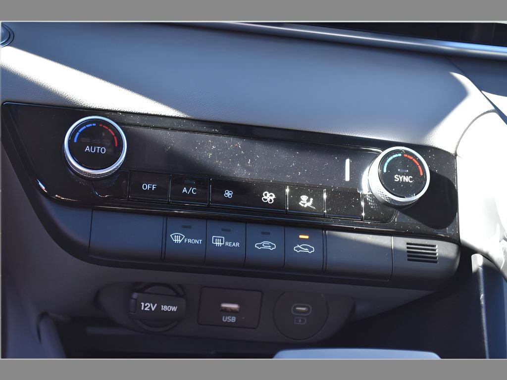 New 2026 Hyundai Elantra Sport FWD image 24