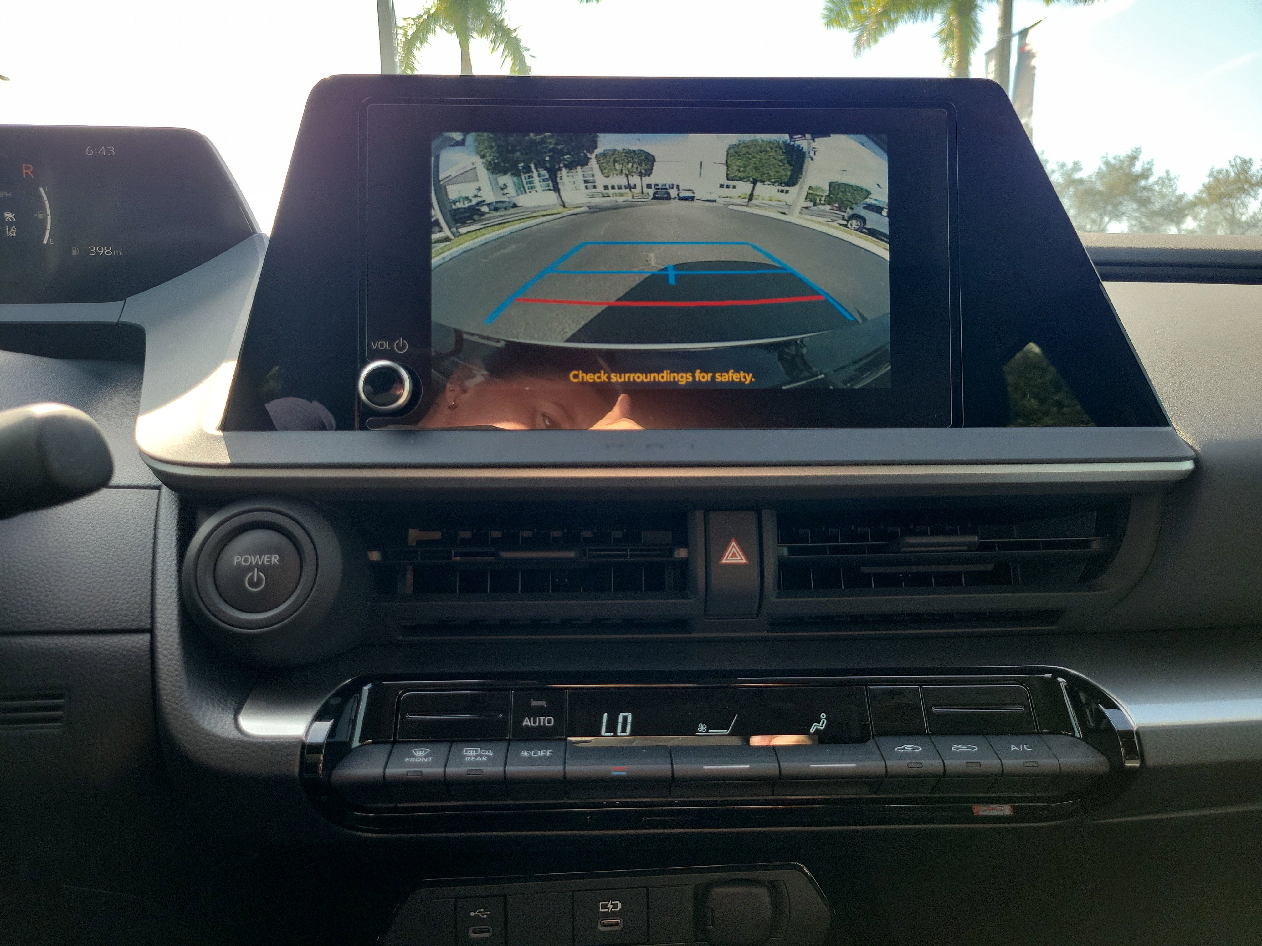 Used 2024 Toyota Prius LE image 27