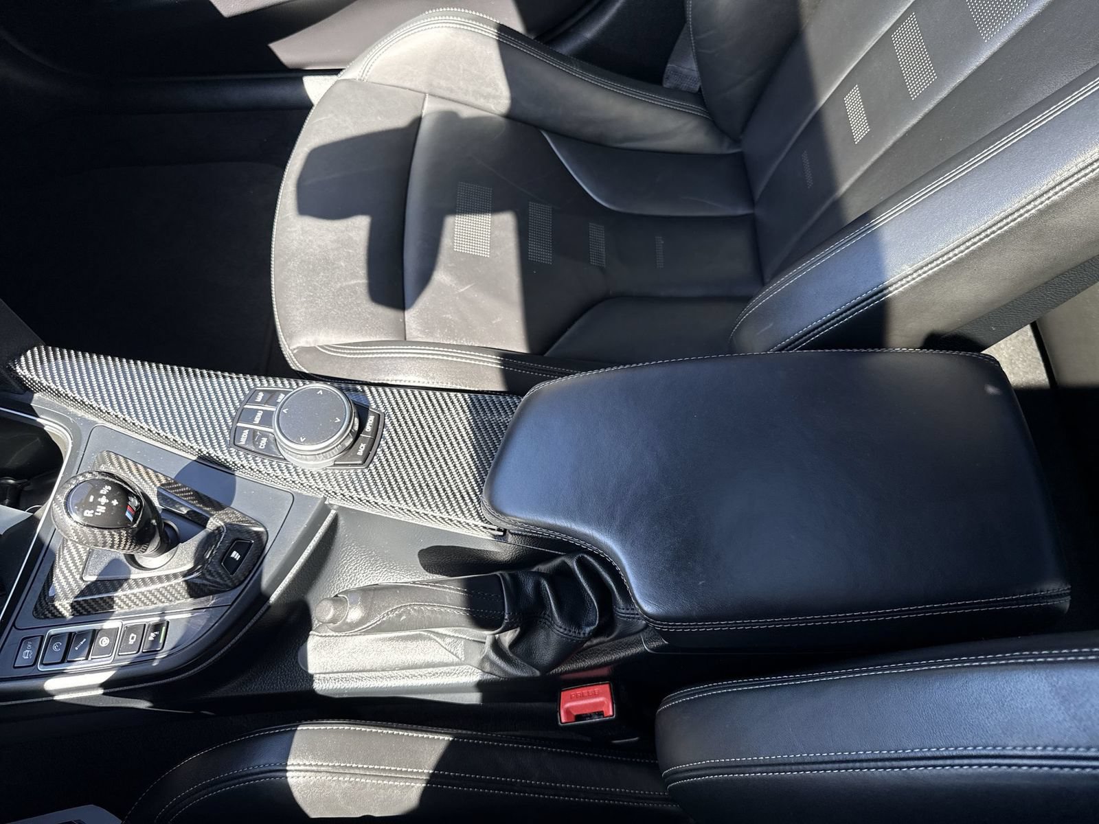 Used 2018 BMW M3 RWD image 23