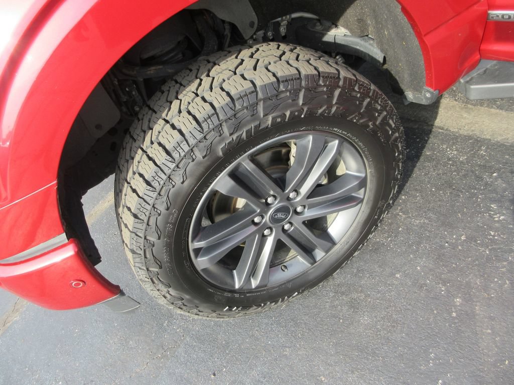 Used 2021 Ford F150 Lariat w/ Equipment Group 502A High AWD/4WD image 14